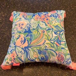 Lilly Pulitzer indoor/outdoor pillow